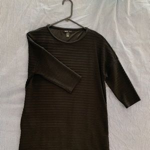 Black dress (3/4 sleeve; knee length)